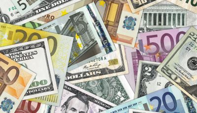 تحليل: عوامل تحديد أقوى عملة في العالم ودور الدولار الأمريكي كعملة قيادية